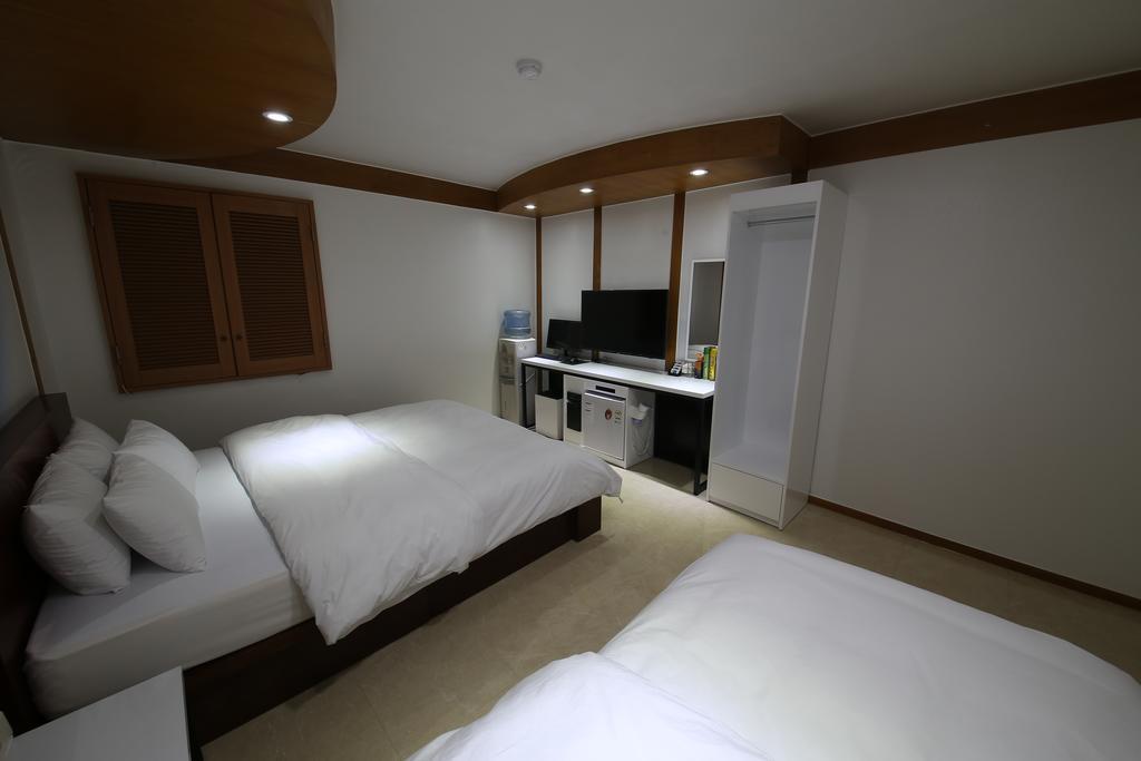 Abata Business Hotel Kōyō Exterior photo